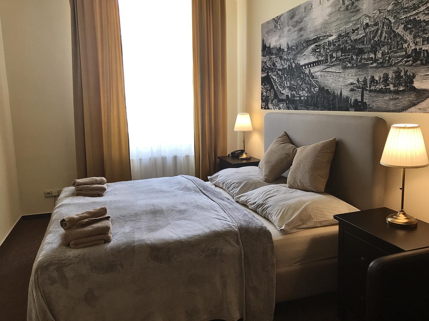 Light Rooms Prague Room photo